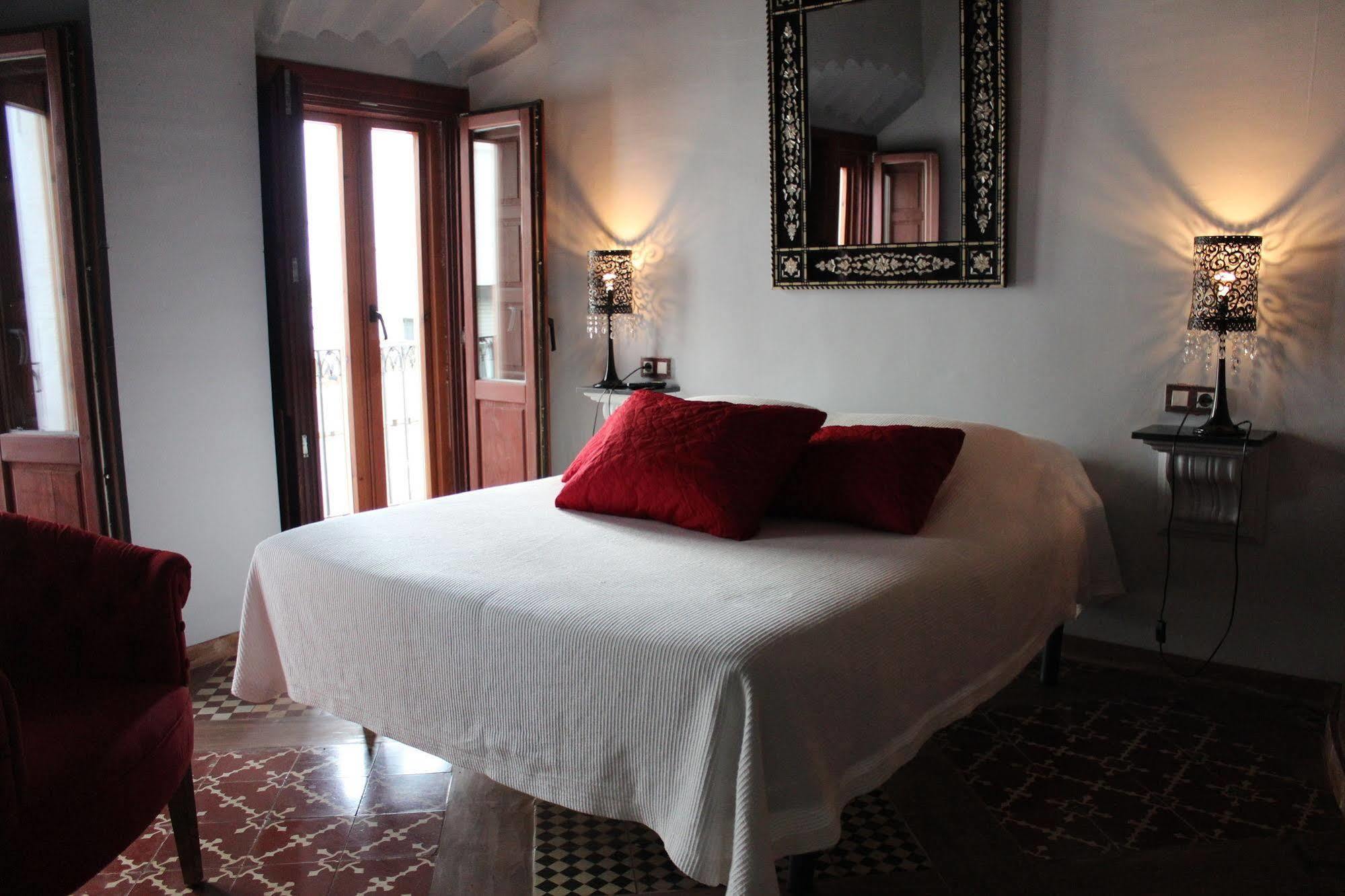 Hotel La Boheme Caces Kültér fotó