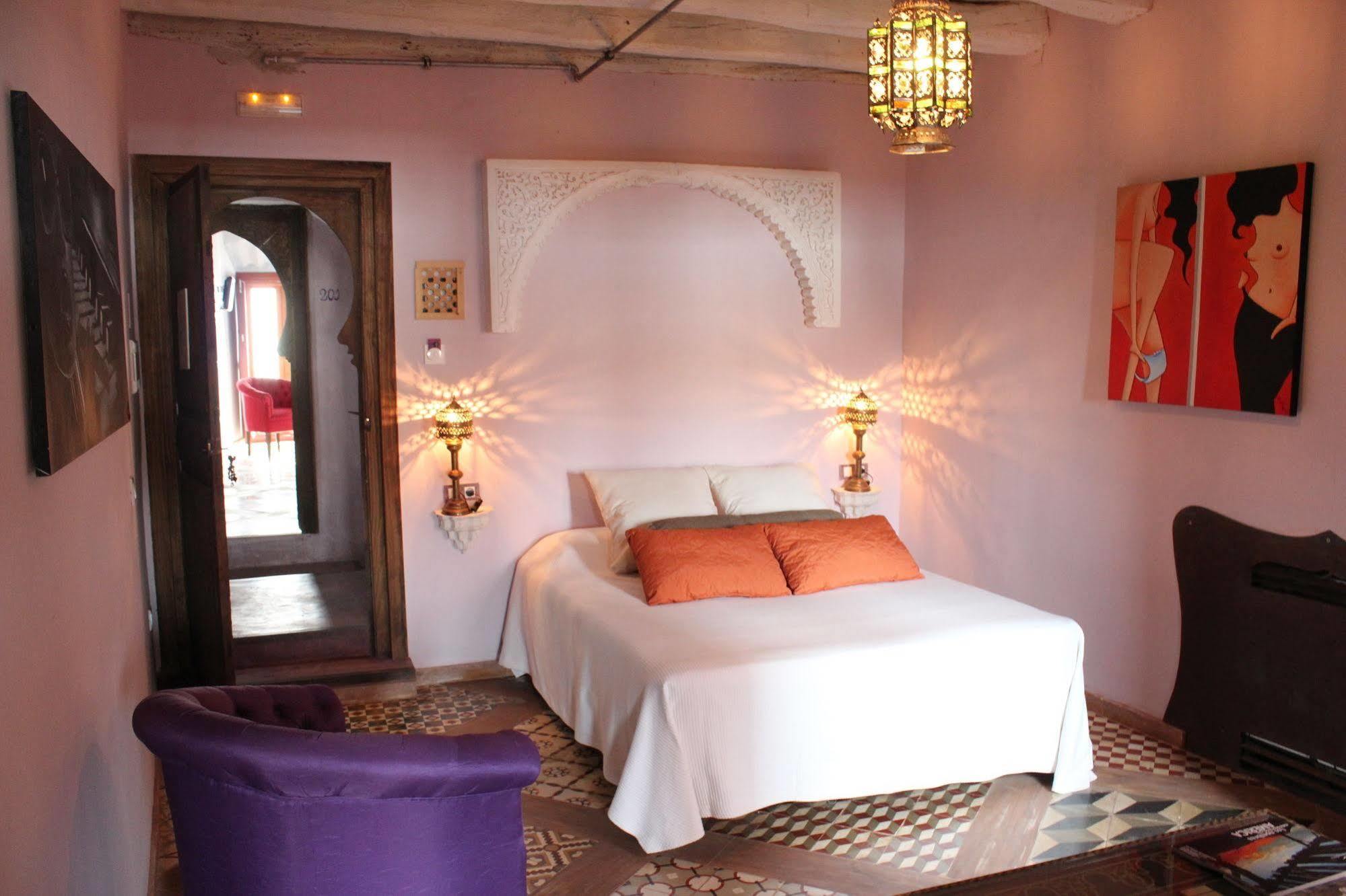 Hotel La Boheme Caces Kültér fotó