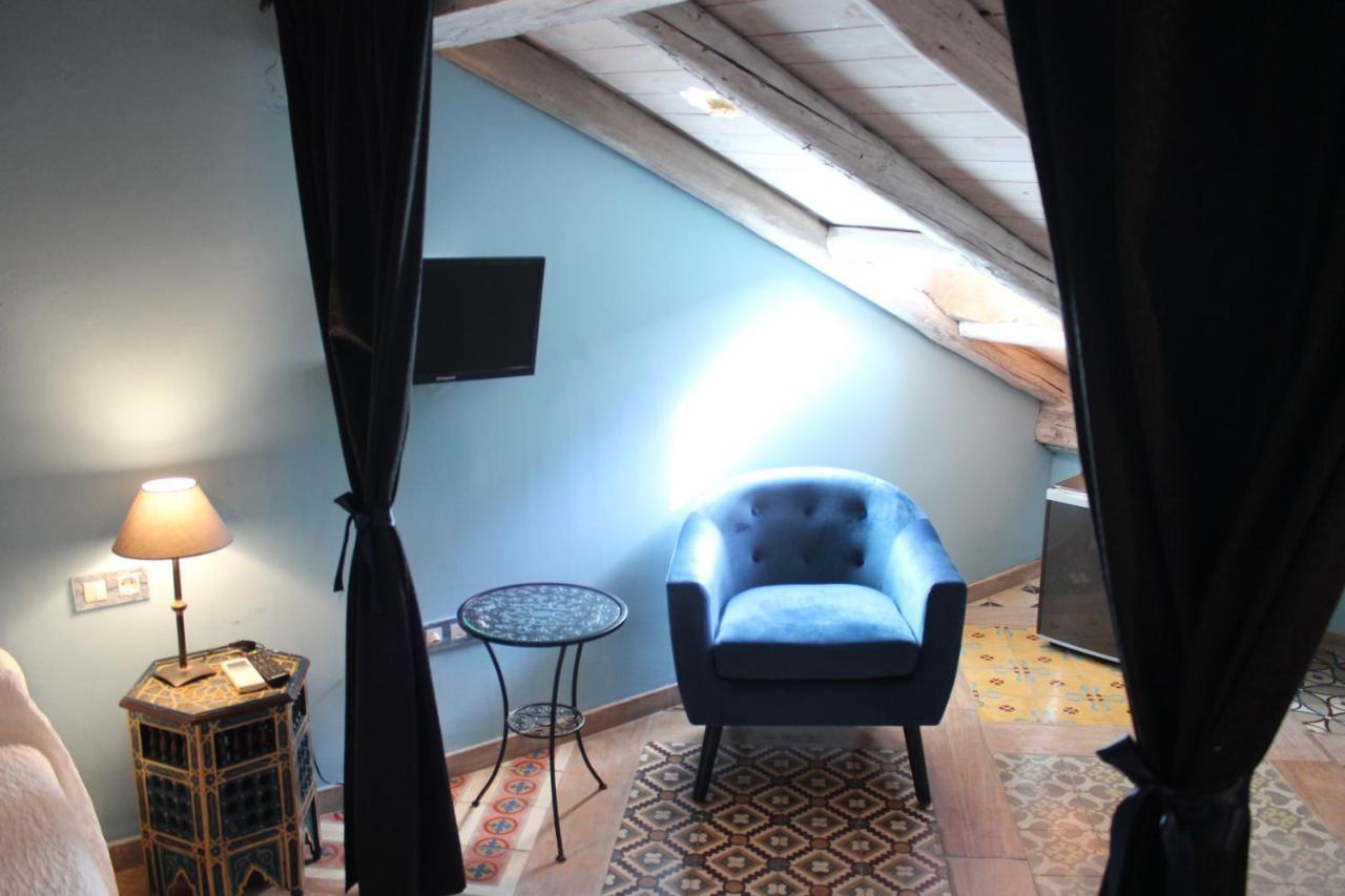 Hotel La Boheme Caces Kültér fotó